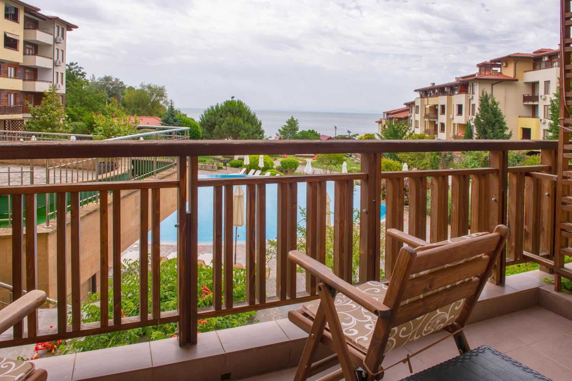 Garden Of Eden Pmg Apartments Sveti Vlas Dış mekan fotoğraf